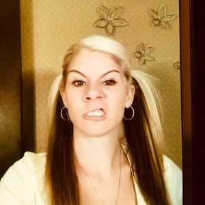 Meet your Posher, Tiffany